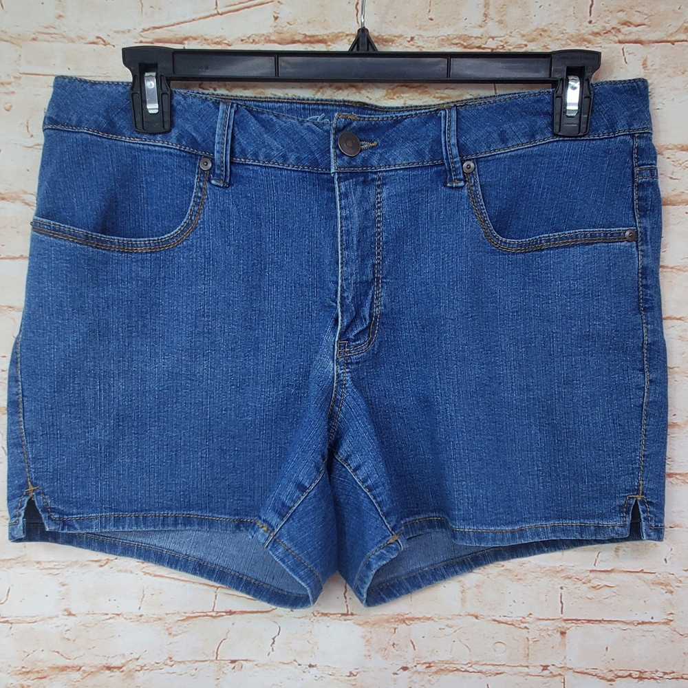 Faded Glory Demin Shorts Size 16